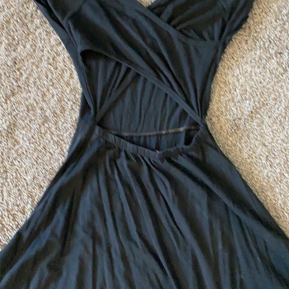 Black stretch dress size S. Cut out in back - Picture 3 of 4